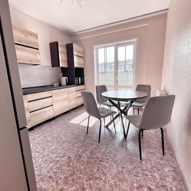 One-bedroom apartment on Tsimlyanskaya