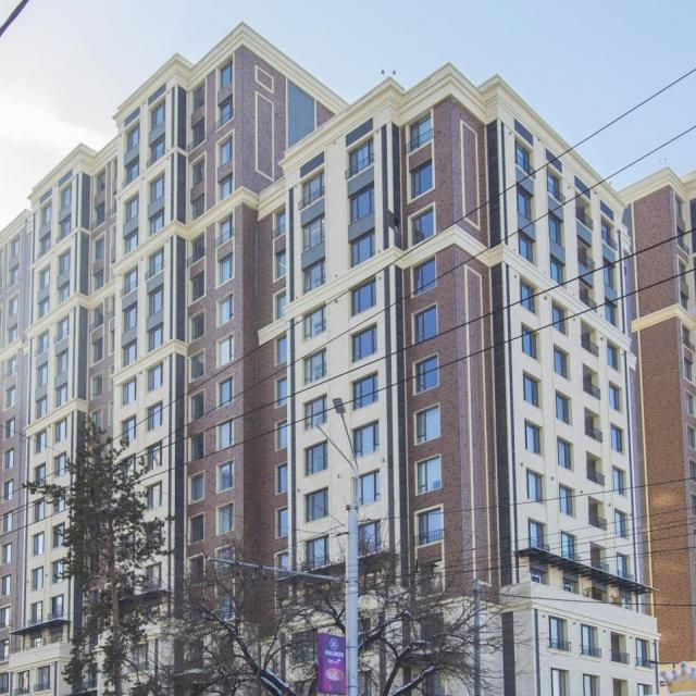 Apartments on Abdulla Rozybakieva Street 197/2