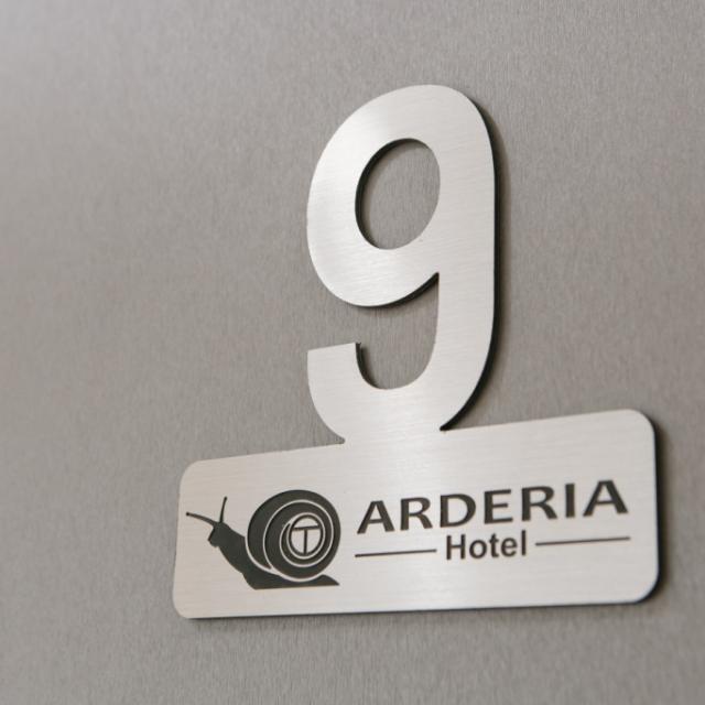 Arderia (Arderia)