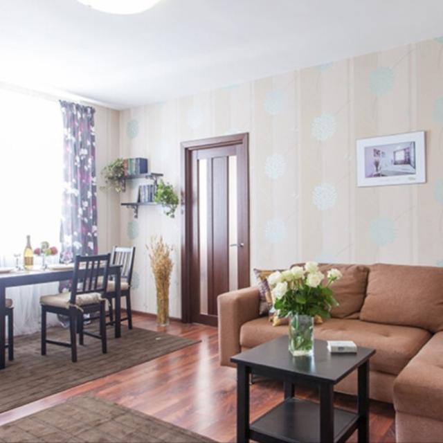 Apartments on 52 Nezavisimosti Avenue