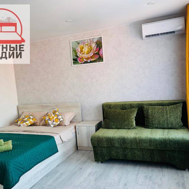 Cozy studios on Pologaya Street