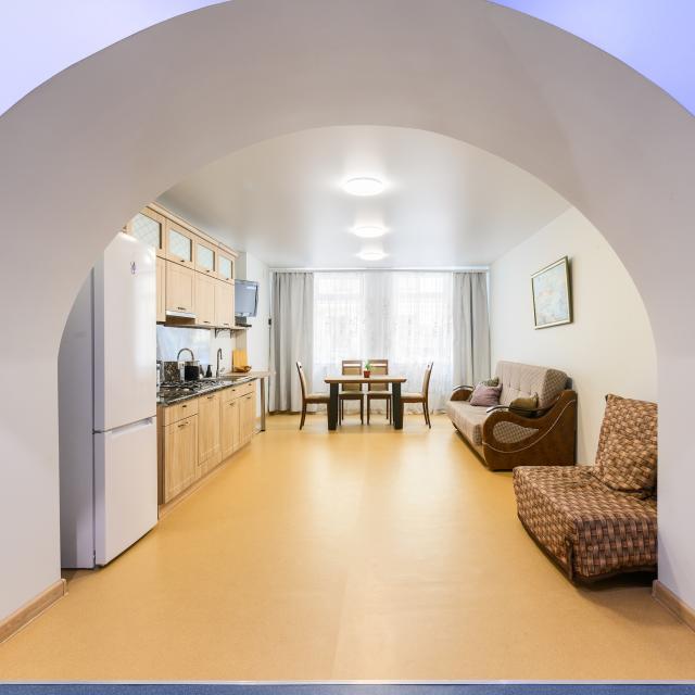 Sutki Rent (Сутки Рент) у Исаакиевского собора