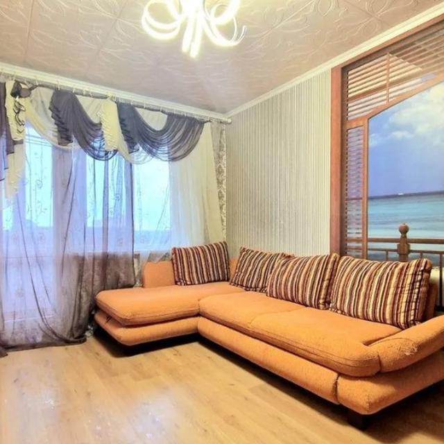 Apartments on 63 Kosmonavtov Avenue