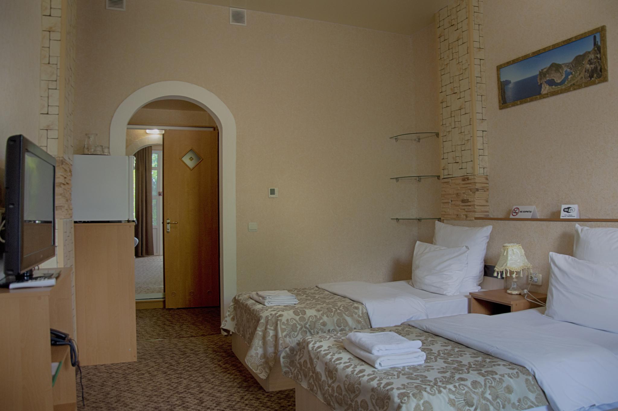 Номер стандарт с 2 односпальными кроватями (корпус 2)