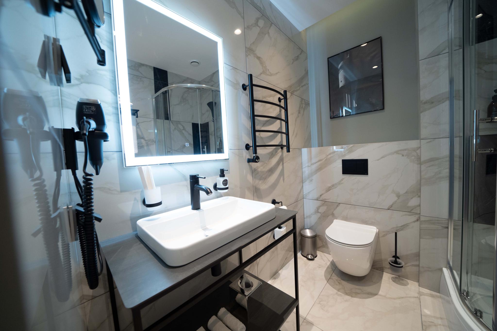 FarFour Inn&amp;Suite (ФарФор Инн Сьют) - 8