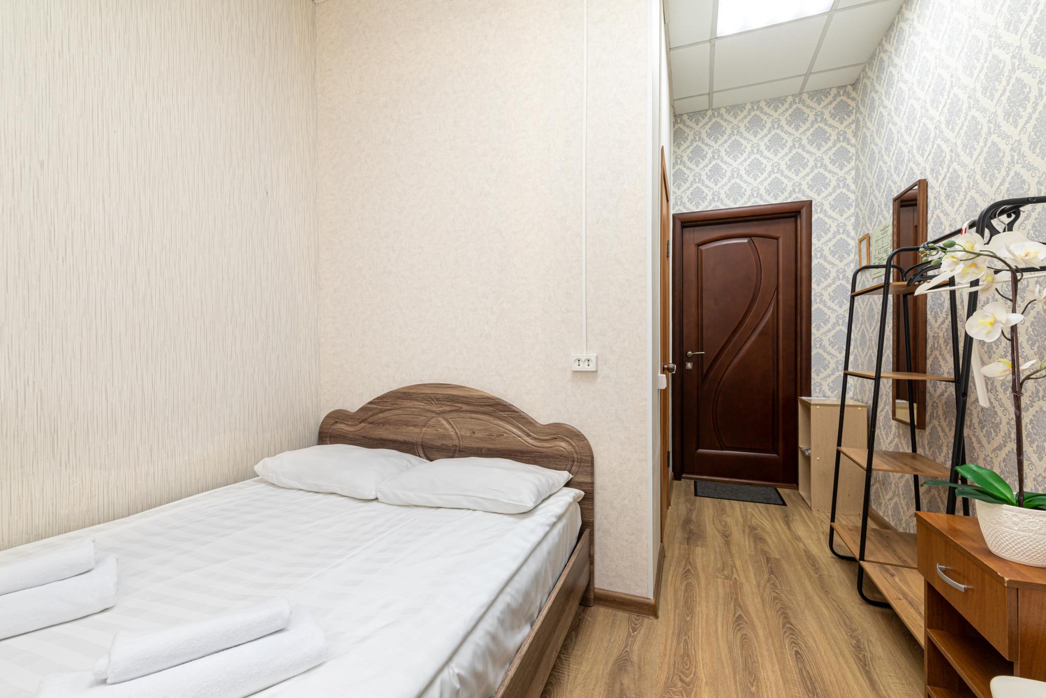 Номер стандарт с 1 двуспальной кроватью