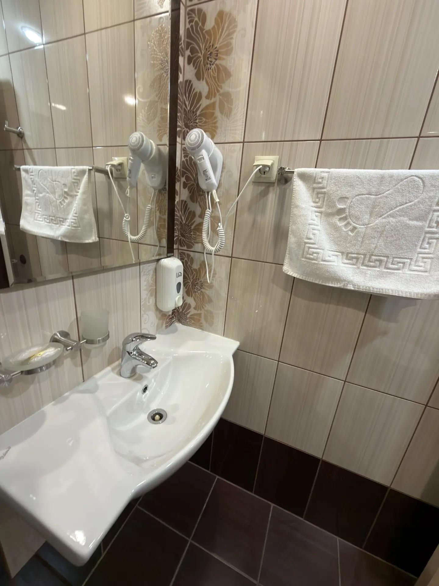 Номер улучшенный с 1 двуспальной кроватью, 25 м² 3