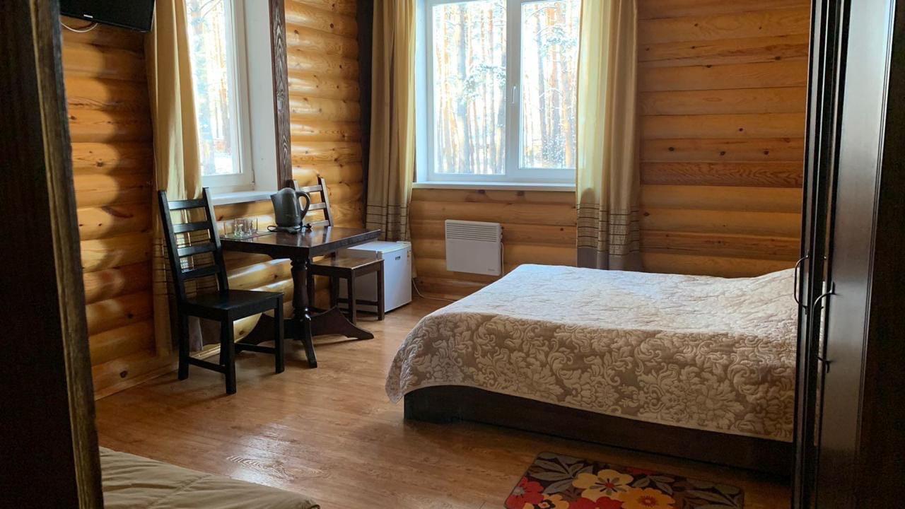 Номер полулюкс с 1 двуспальной кроватью (с завтраком) 4