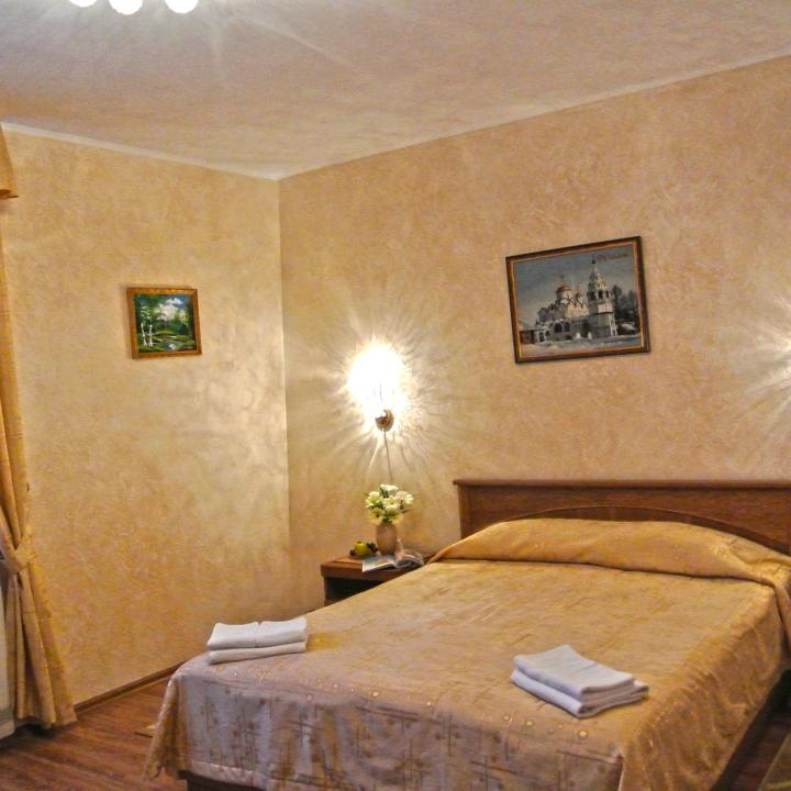 Театральный