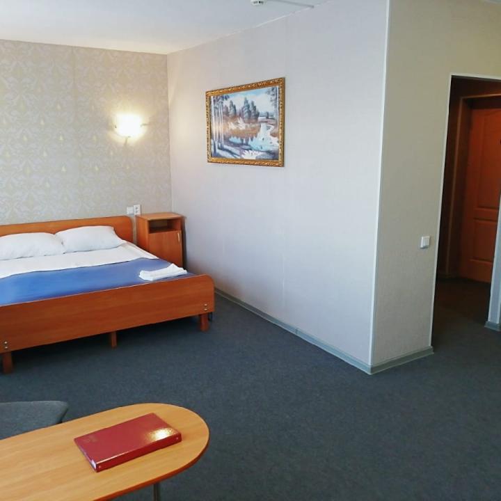 Амакс Курган