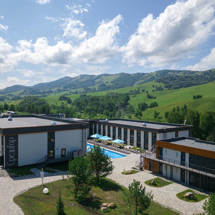 Среди Гор от Altai Palace (Алтай Палас)
