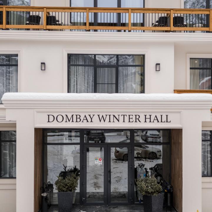 Dombay Winter Hall (Винтер Холл)