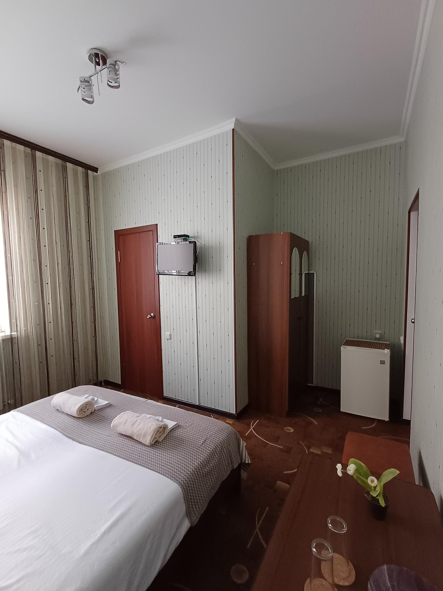 2-местный номер стандарт с 1 двуспальной кроватью в Надежда