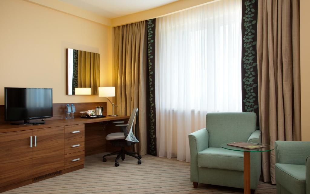 Хиллс Гарден (ex. Hilton Garden Inn Ufa Riverside) (Хиллс Гарден, бывший Хилтон Гарден Инн Уфа Риверсайд)  - 13