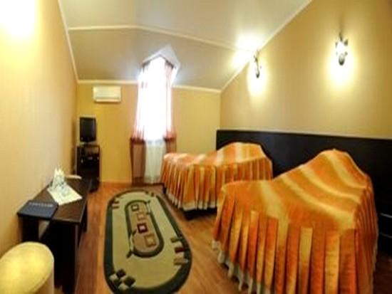 Номер стандарт с 2 односпальными кроватями 3