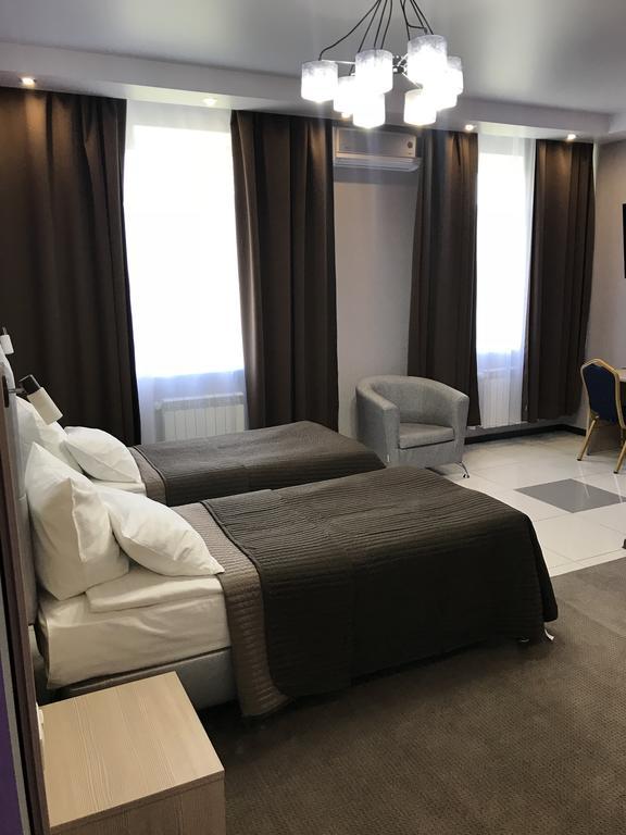 Семь Королей (Prestige Hotel Престиж) - 14