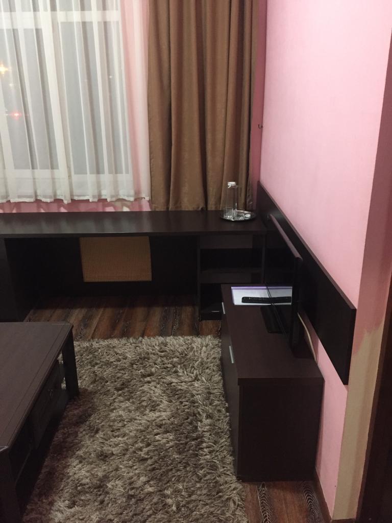 Номер люкс с 1 двуспальной кроватью 3