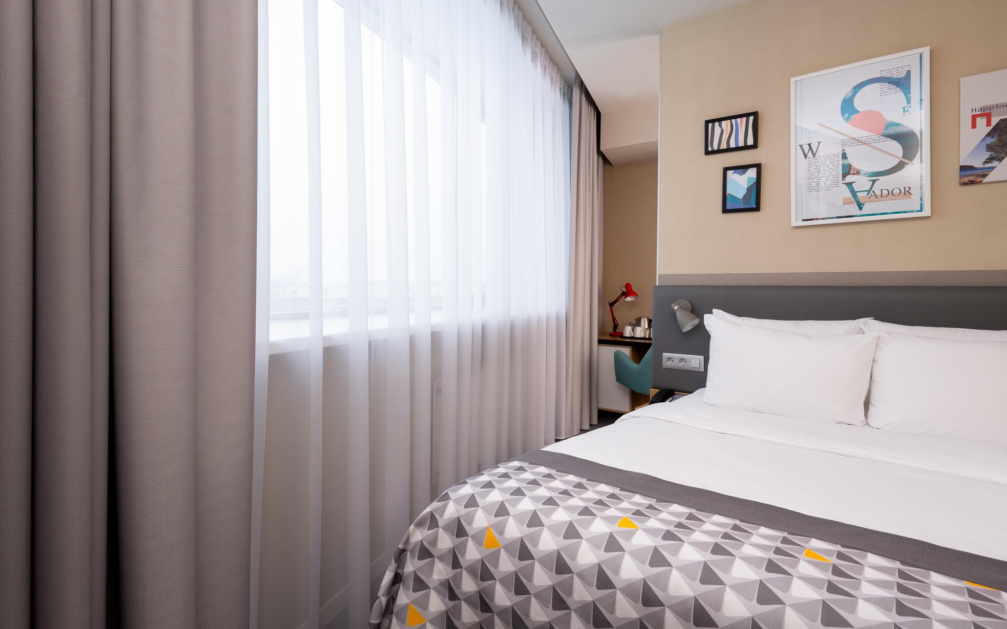 1-местный номер стандарт с 1 двуспальной кроватью, 20 м² 3