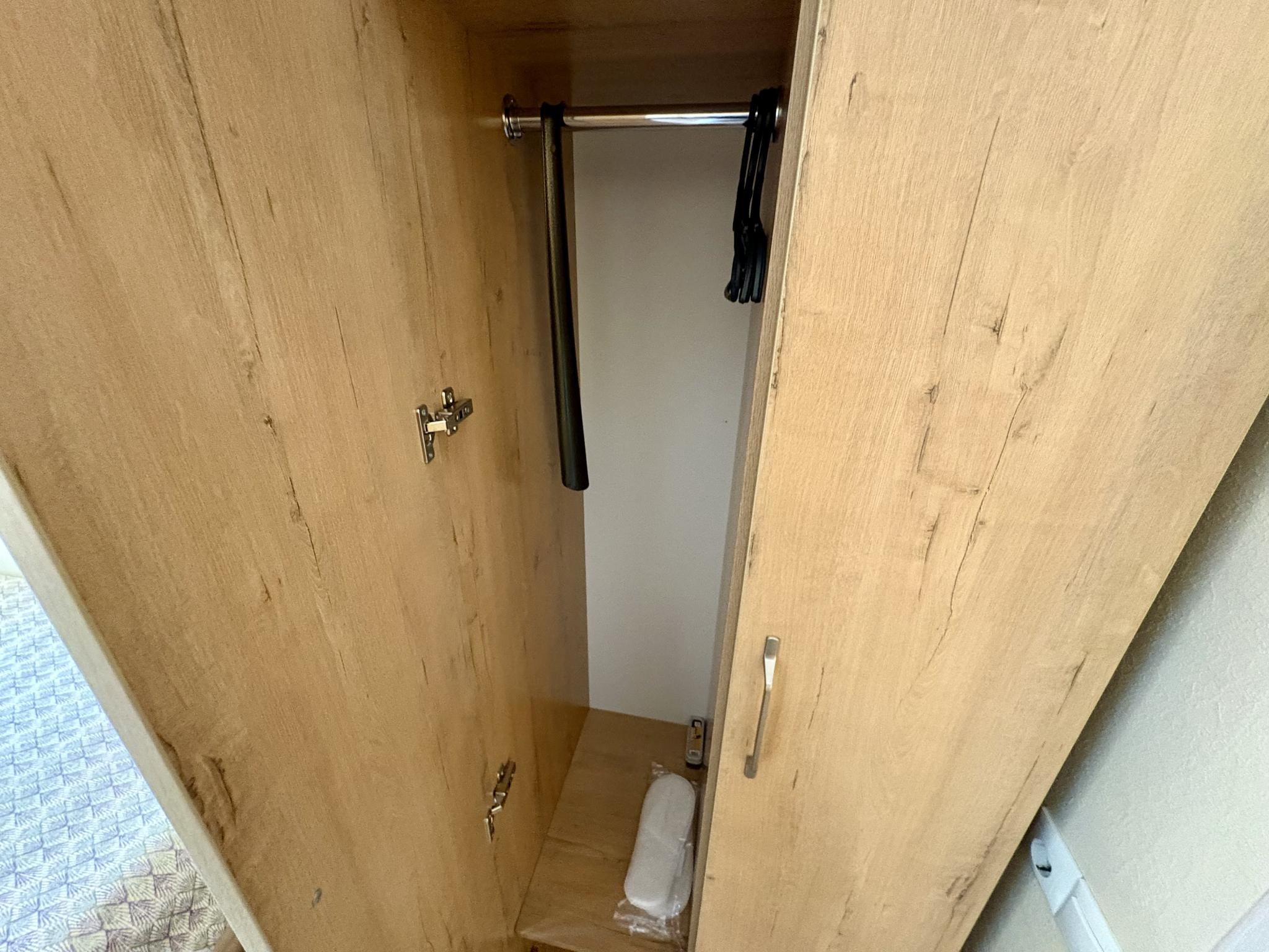 Номер стандарт эконом с 2 односпальными кроватями (с завтраком) 3