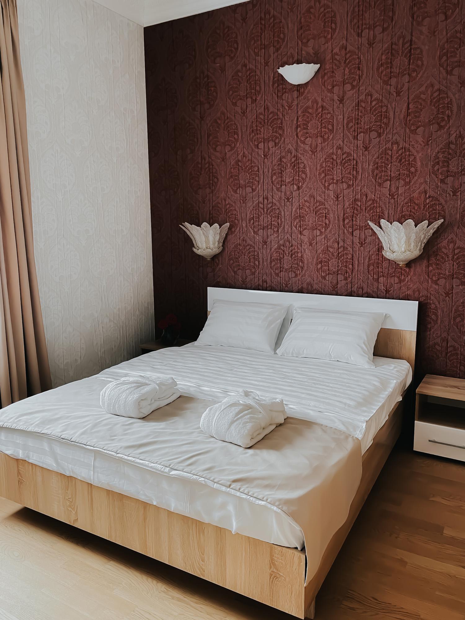 БОРТ 305 - 10