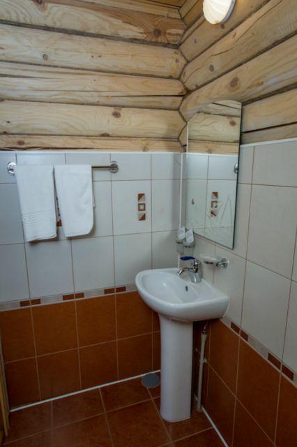 Коттедж стандарт с 2 односпальными кроватями (мансарда) 2