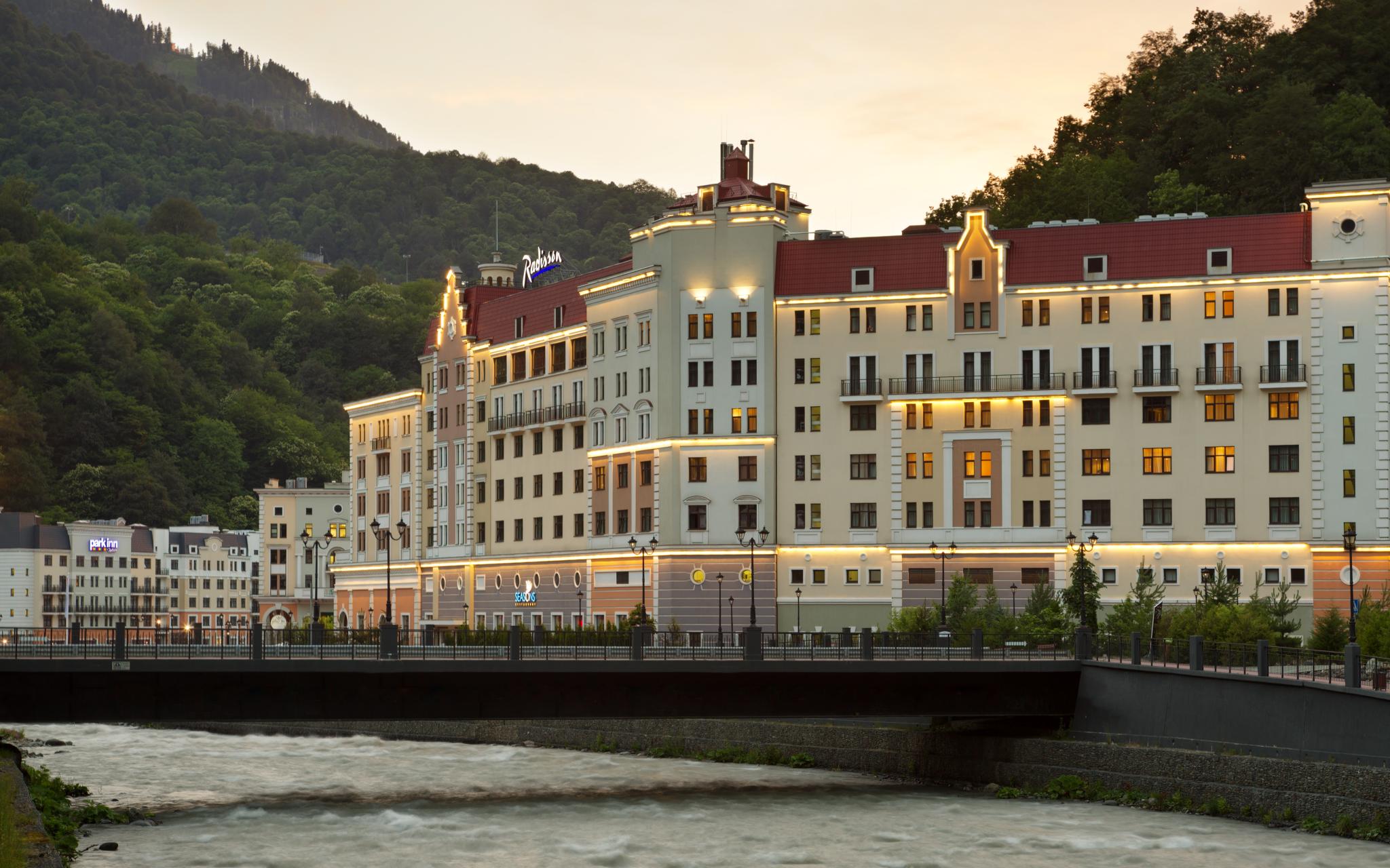 Гостиница Radisson Rosa Khutor (Рэдиссон Роза Хутор) Красная Поляна