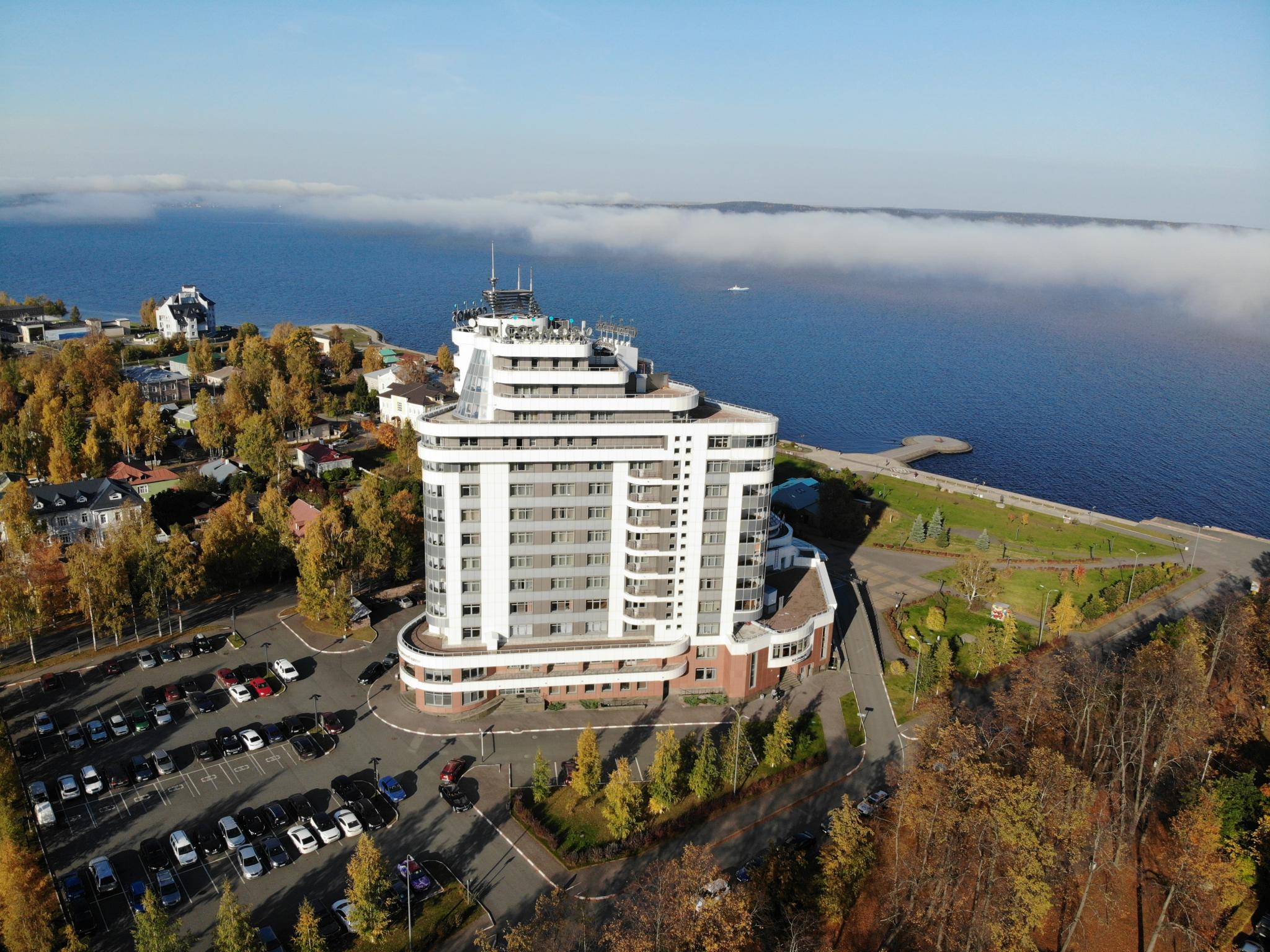 Гостиница Cosmos Petrozavodsk Hotel (Космос Петрозаводск)