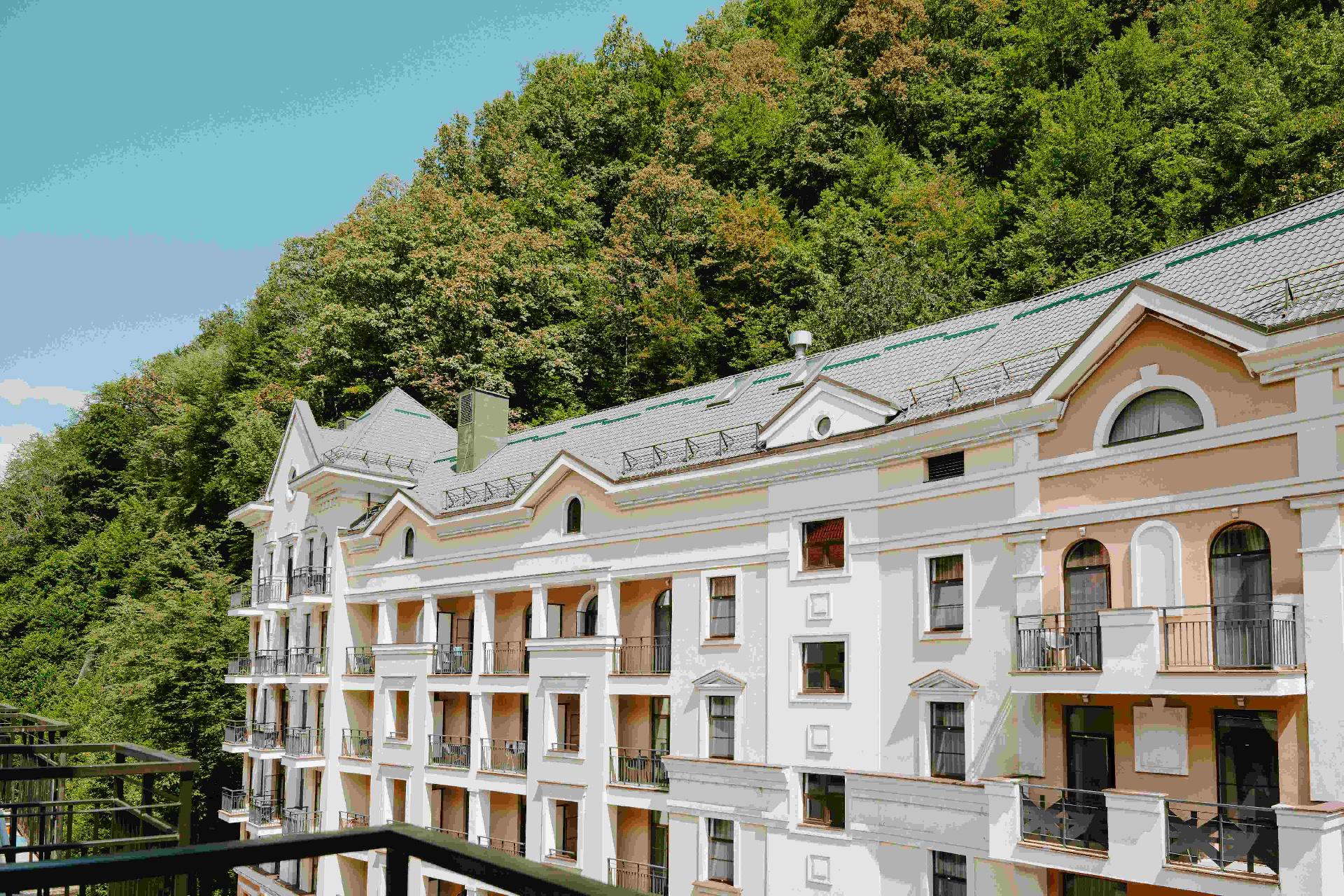 Tulip Inn (Тюлип Инн) - 2