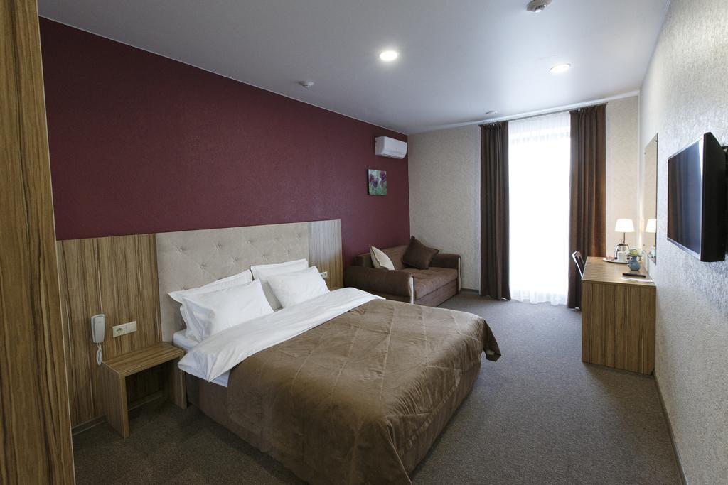 Sky Lux Hotel &amp; Spa (Скай Люкс Отель и Спа) - 17