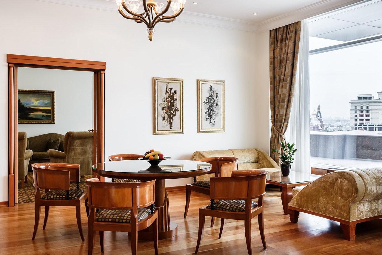 Diplomatic Suite с 1 двуспальной кроватью 3