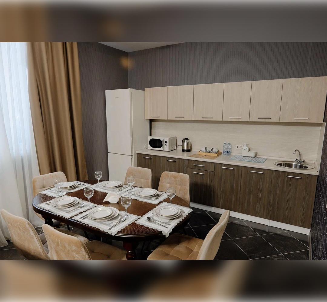 3-комнатные апартаменты, 82 м² 2