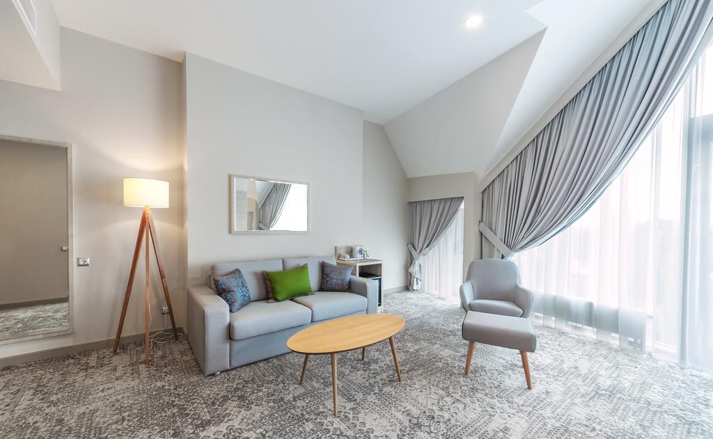 Holiday Inn Kaliningrad (Холидей Инн Калининград) - 11