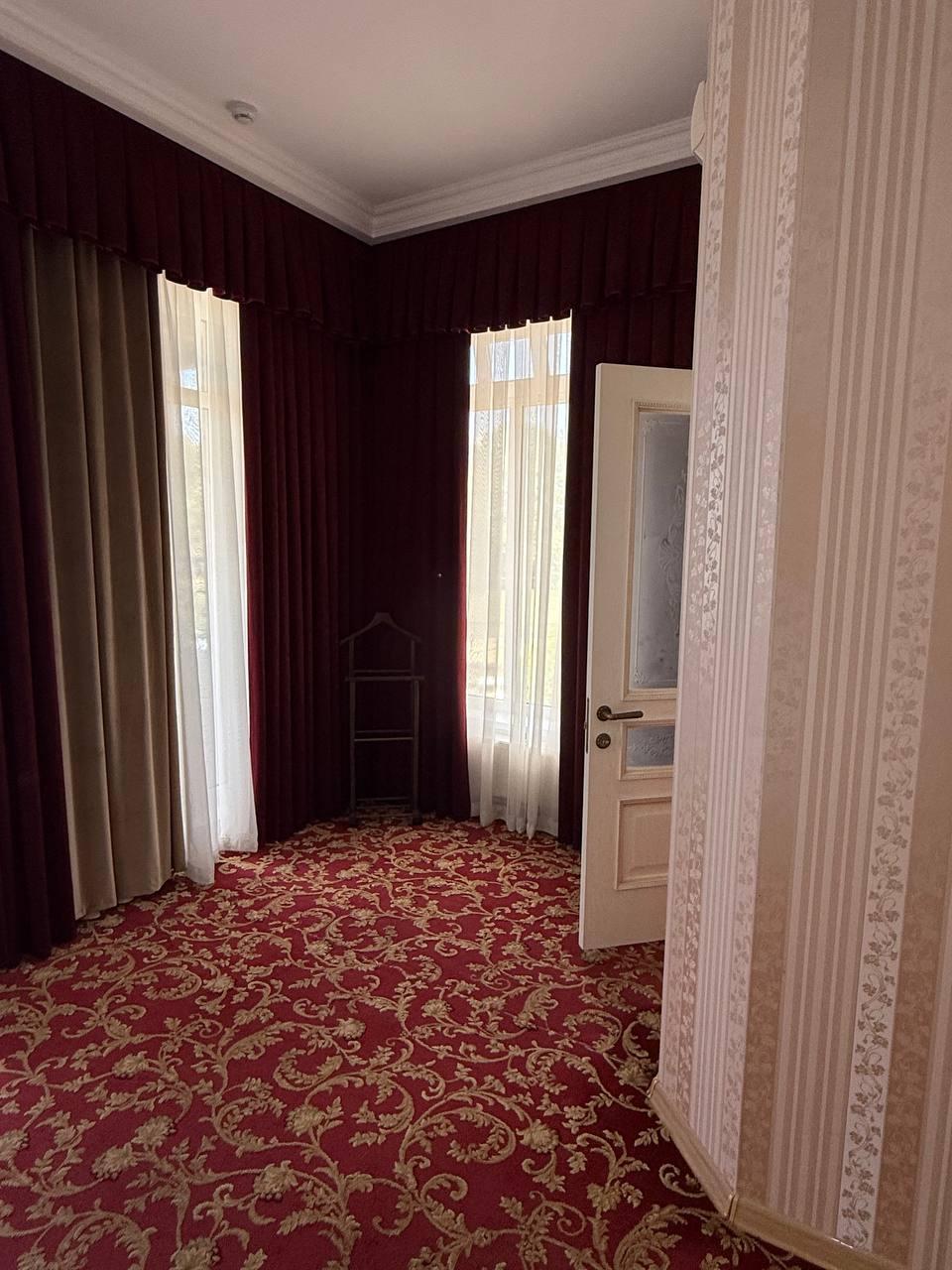 Галар Холл (Galar Hall) - 6