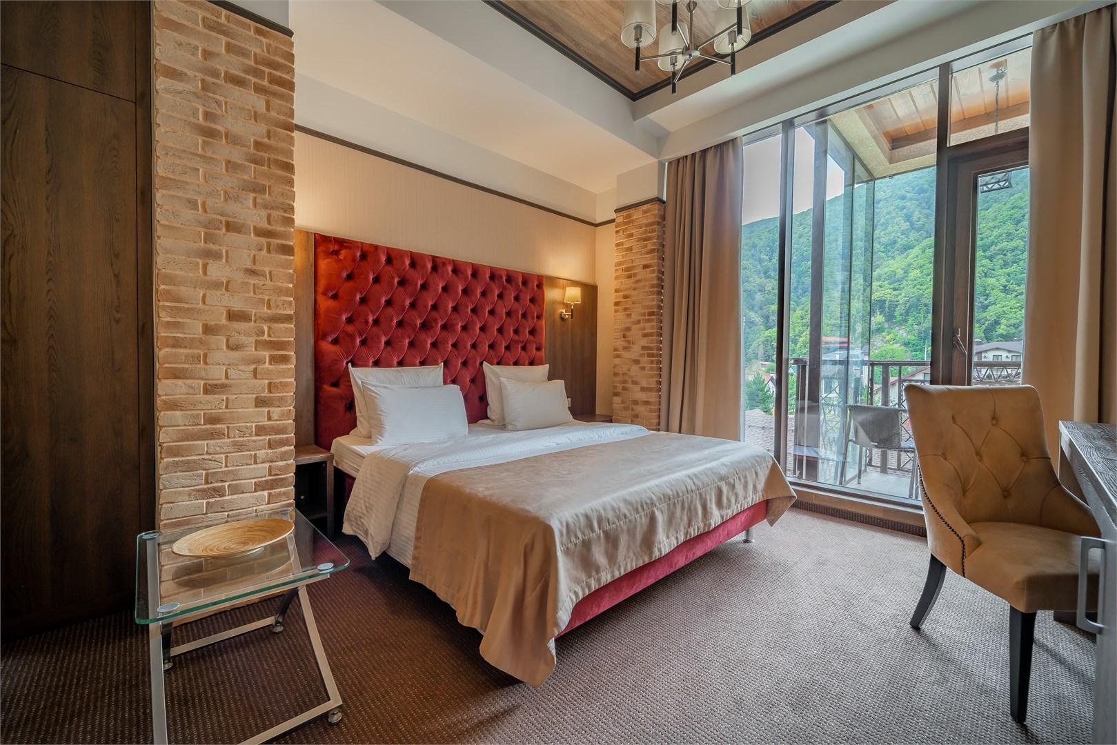 Deluxe
