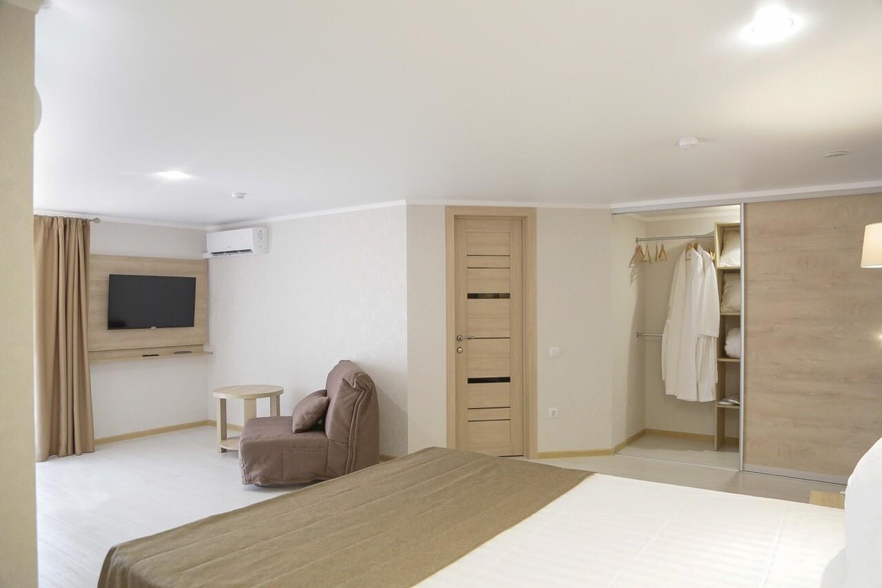 Эмеральдика Family Beach Hotel (Фэмили Бич) - 10