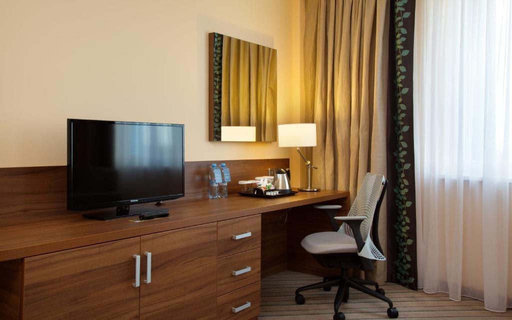 Хиллс Гарден (ex. Hilton Garden Inn Ufa Riverside) (Хиллс Гарден, бывший Хилтон Гарден Инн Уфа Риверсайд)  - 20