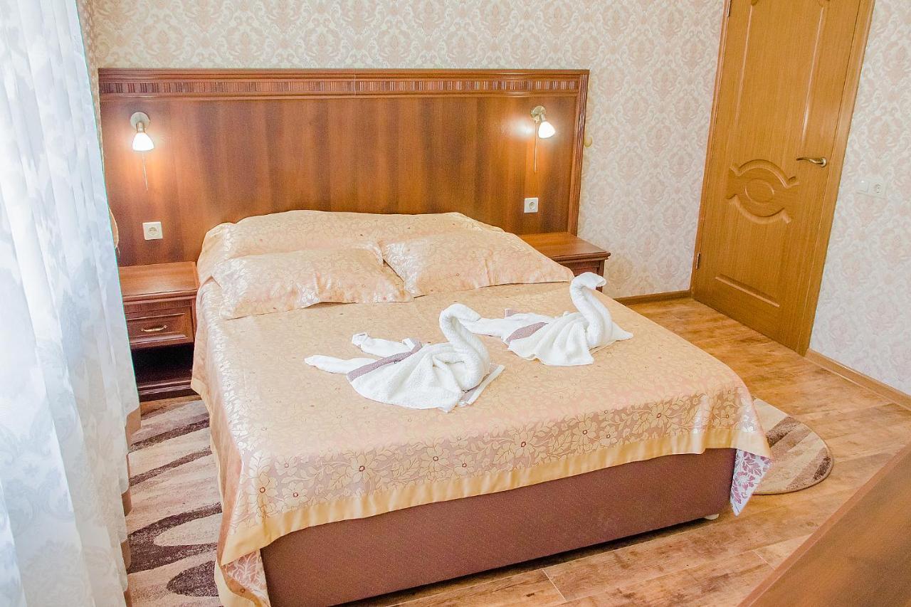 Номер Suite Senior 2-комнатный 2-местный с балконом