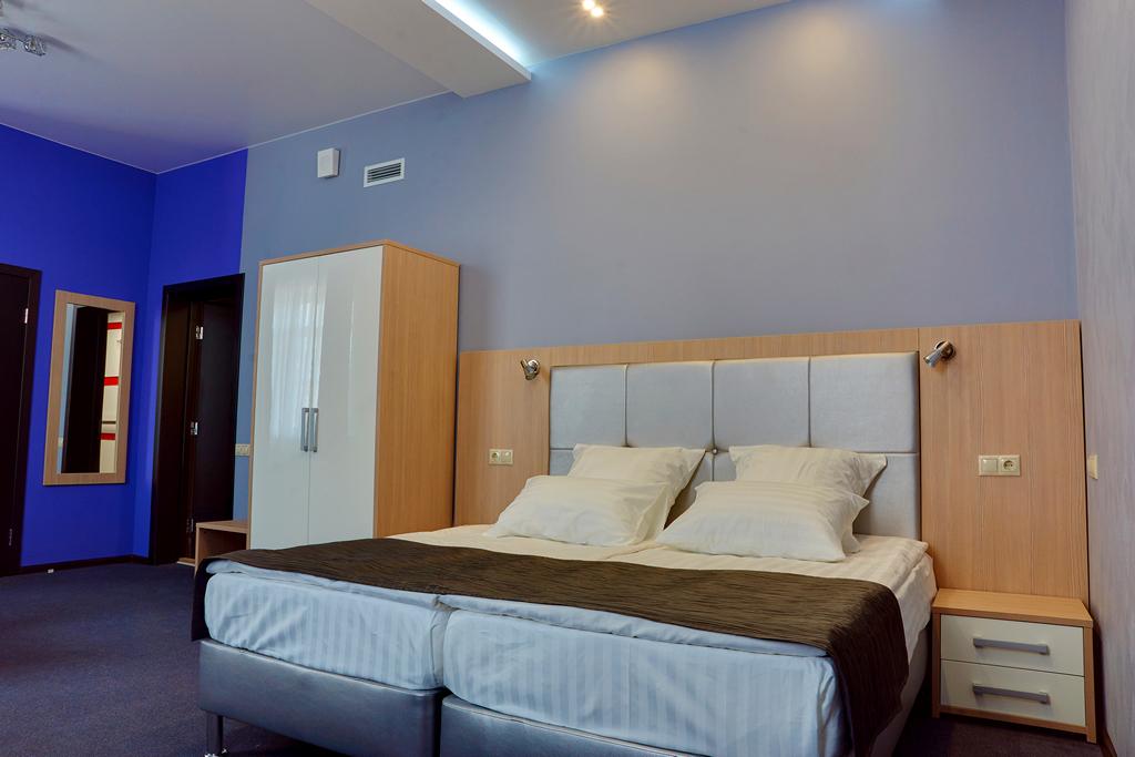 Семь Королей (Prestige Hotel Престиж) - 8