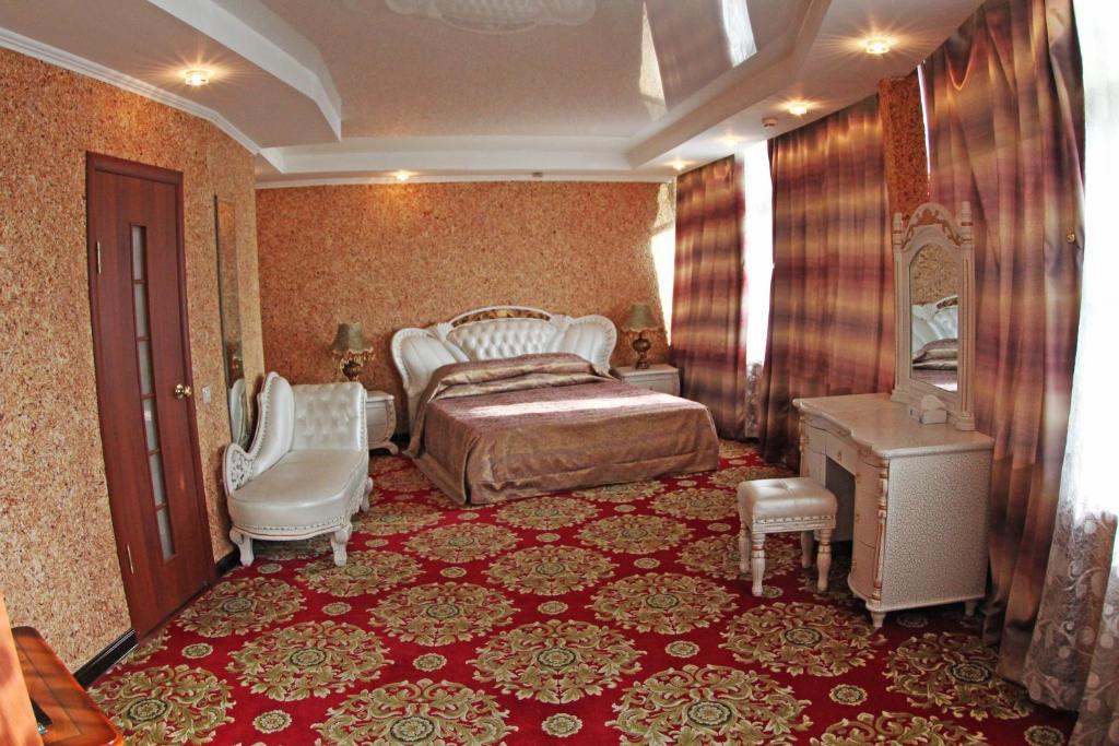 Номер люкс с 1 двуспальной кроватью