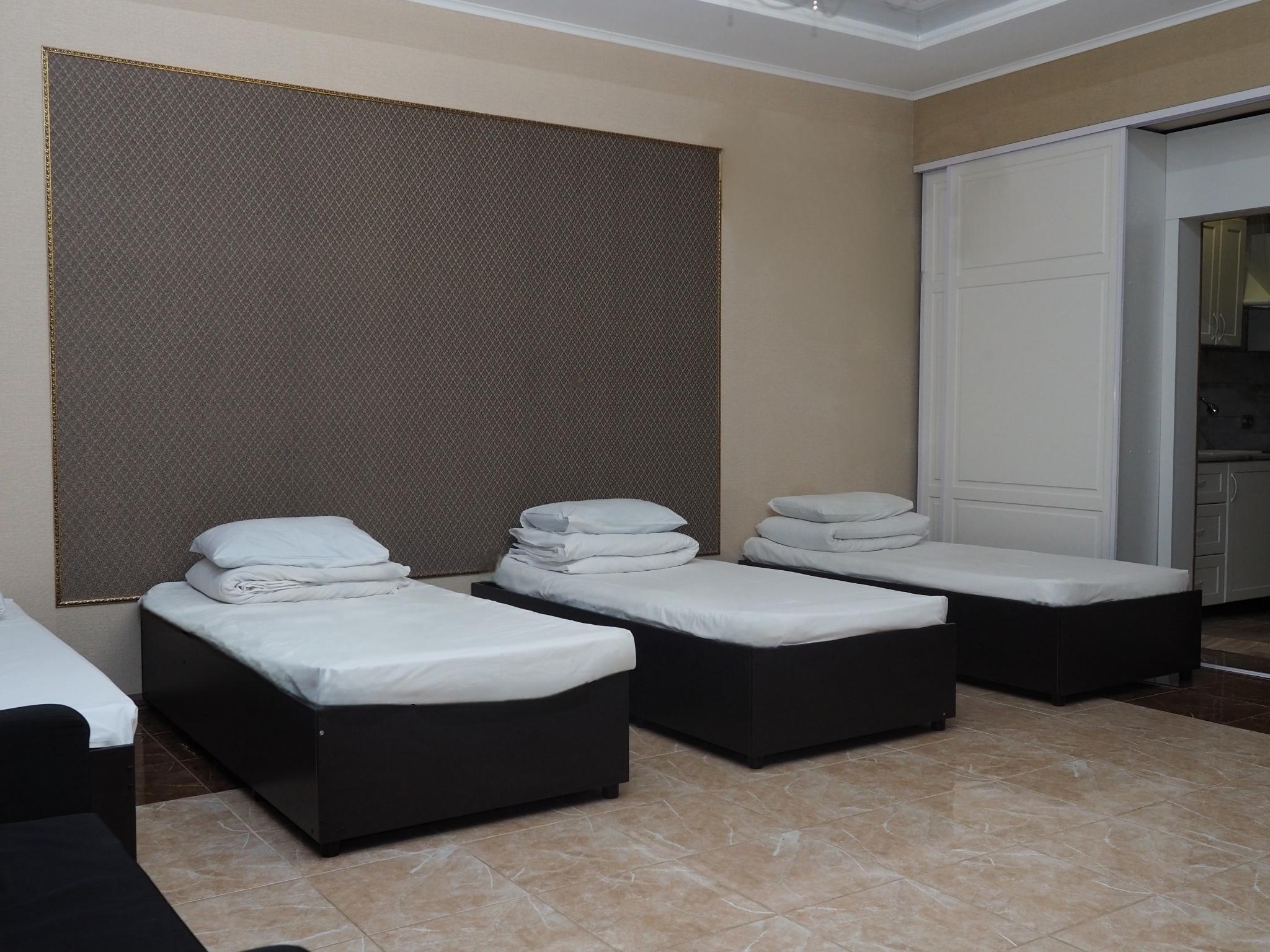 5-местные апартаменты-студия, 42 м², 1 этаж 2