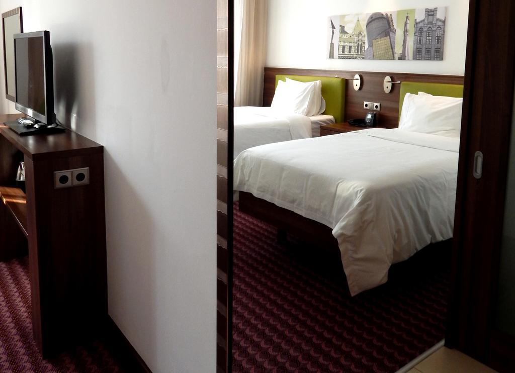 Hampton by Hilton Samara (Хэмптон Хилтон Самара) - 14