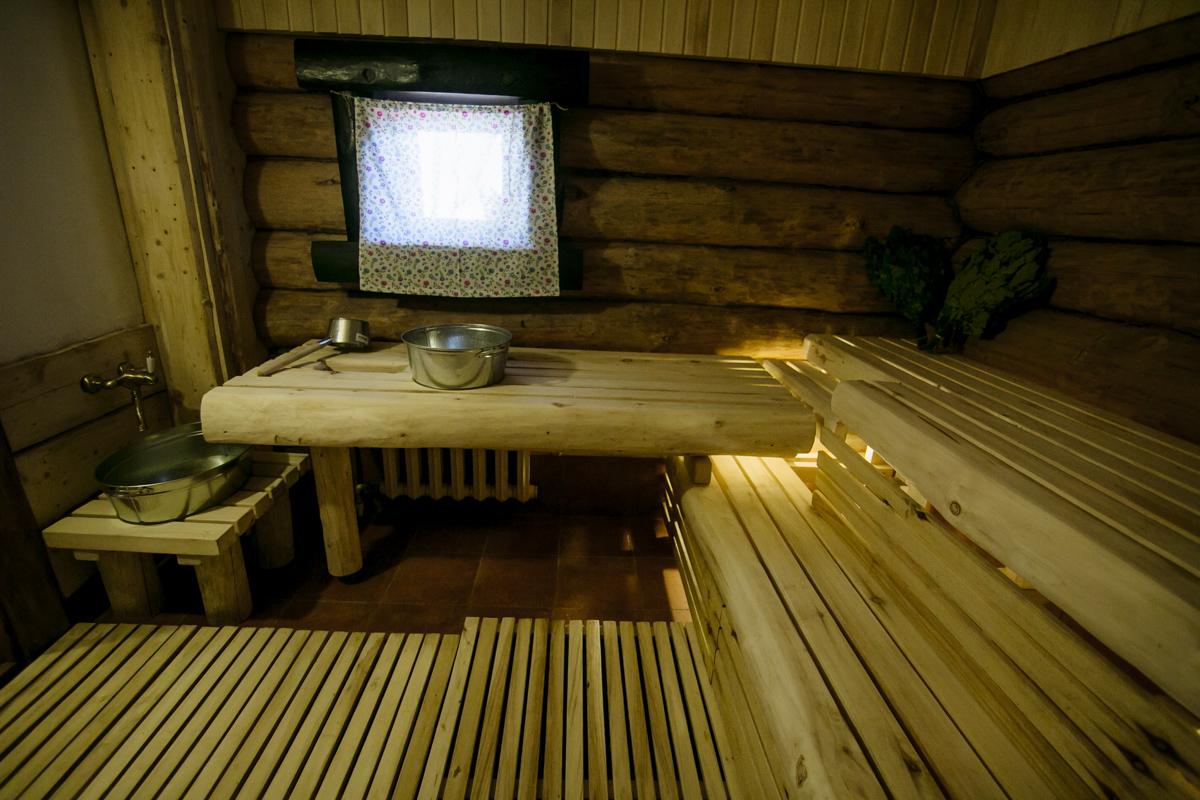 Номер улучшенный семейный c баней (корпус Деревянный Этноотель) 4