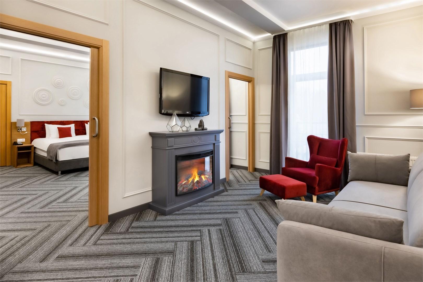 Tulip Inn (Тюлип Инн) - 9