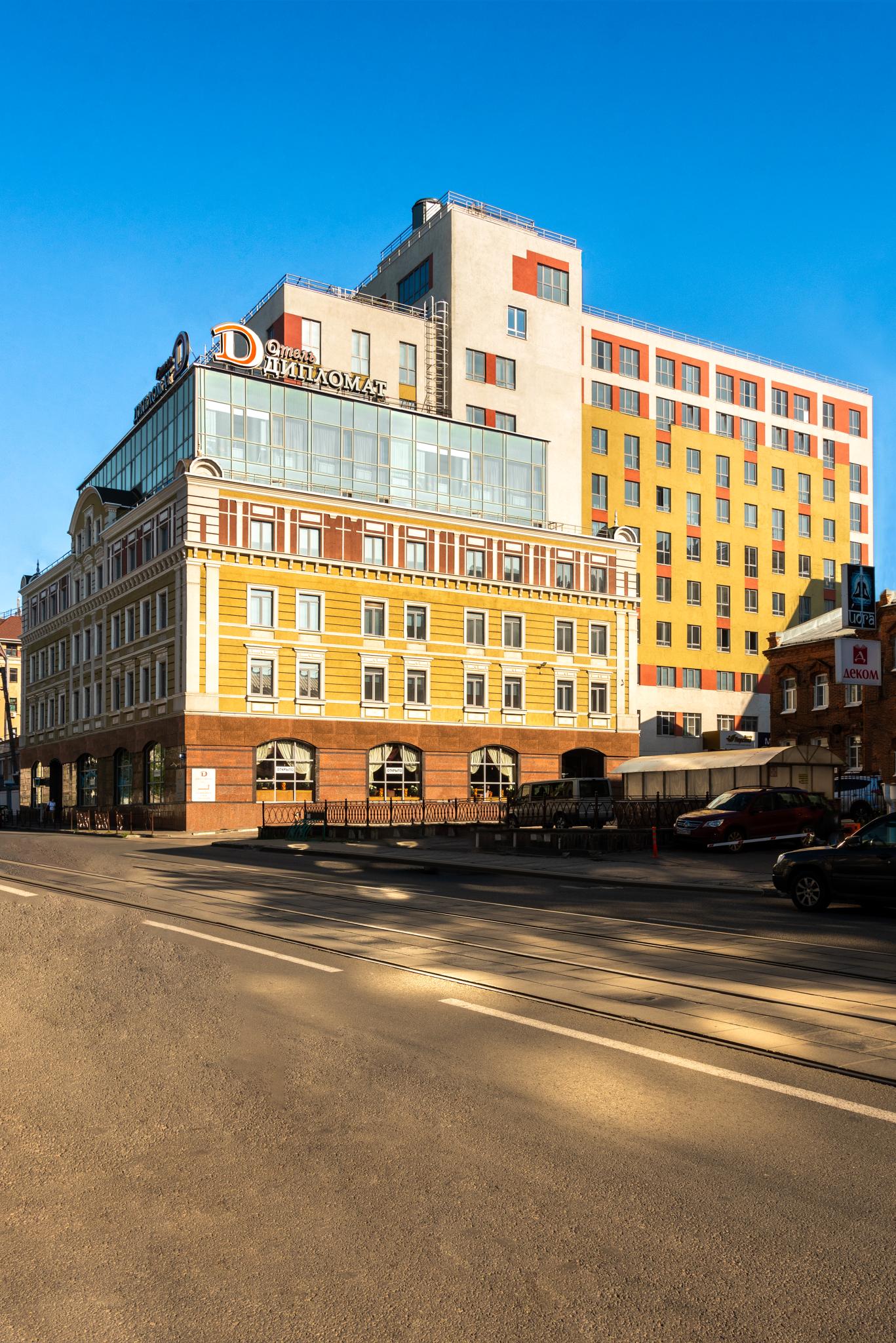 Дипломат - 2