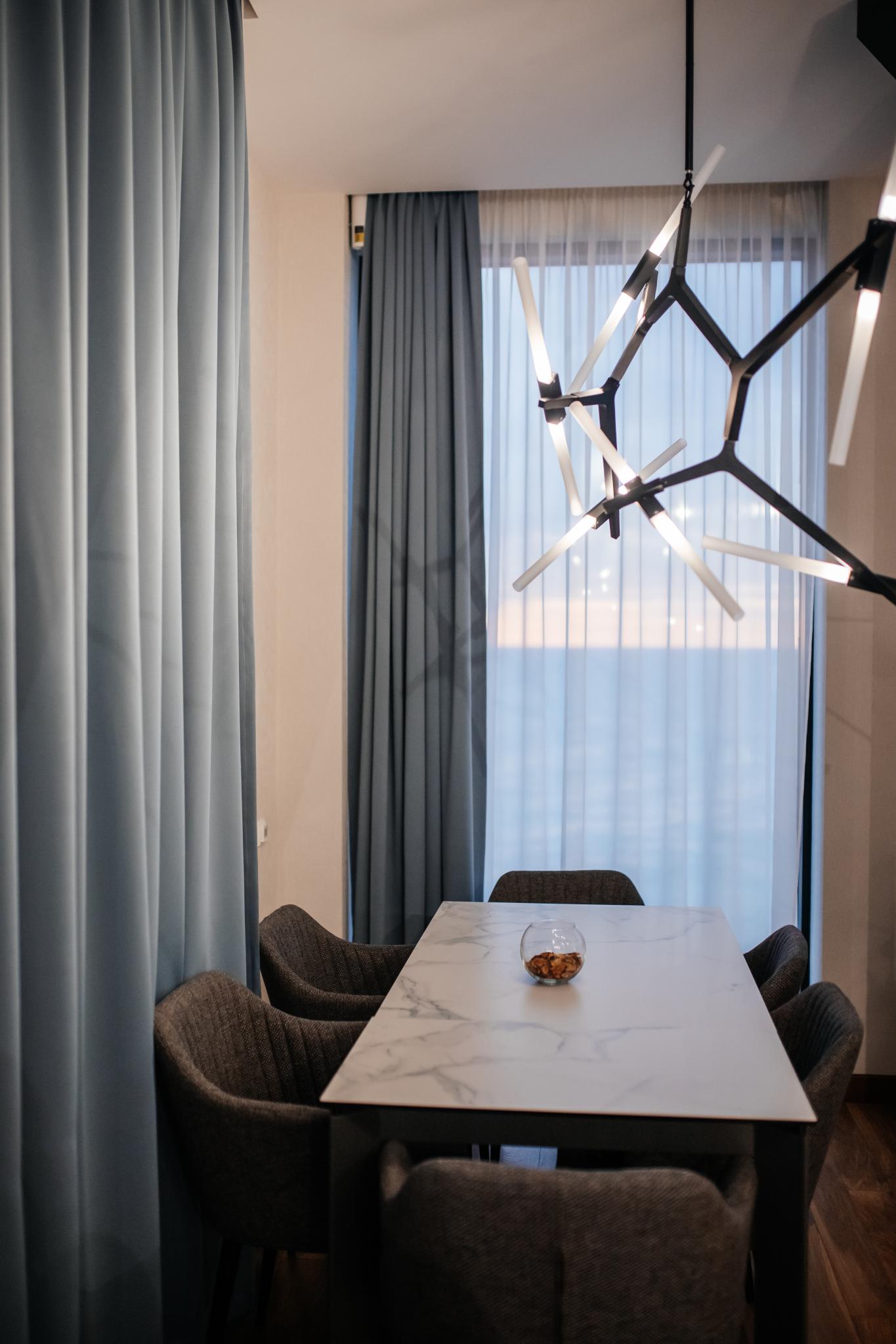 Номер люкс премиум с 1 двуспальной кроватью 4