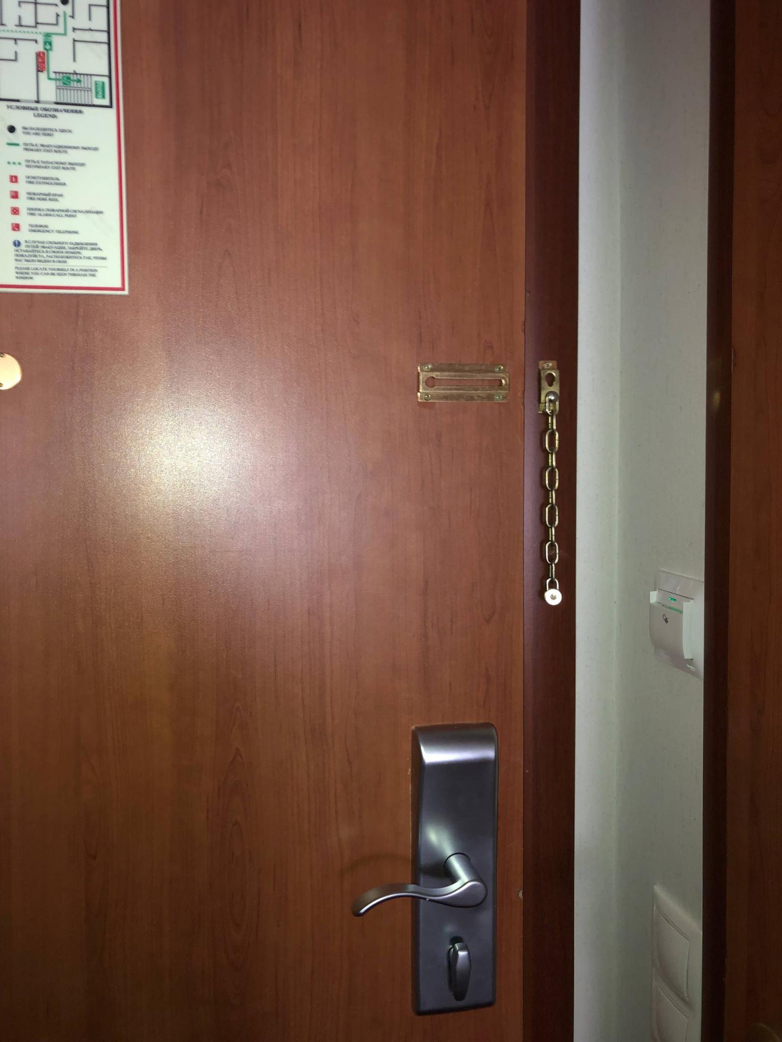 Номер комфорт с 2 односпальными кроватями 2