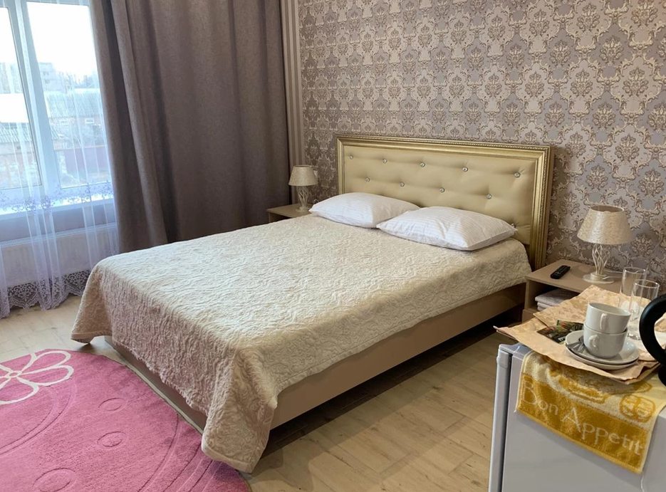 Номер стандарт с 1 двуспальной кроватью