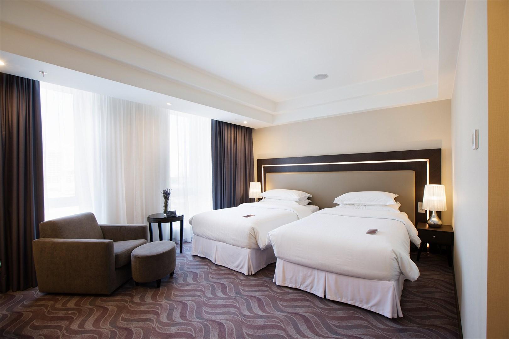 SHERATONPLAZA Ufa Congress Hotel (Шератон Плаза Уфа Конгресс) (бывш. Краун Плаза Уфа Конгресс) - 16