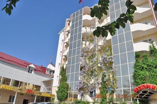 Гранд отель Уют - 3