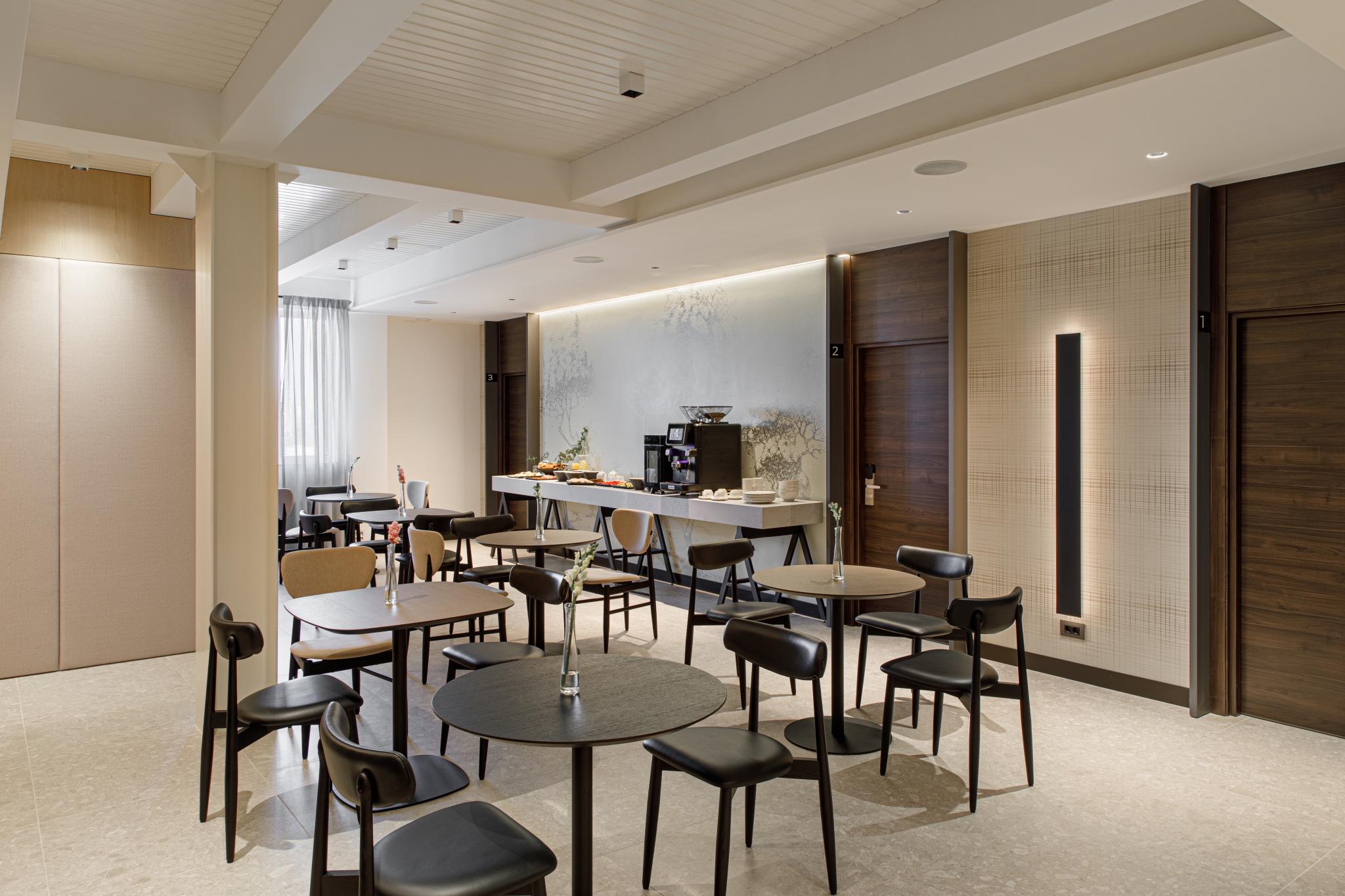 ROAR Boutique Hotel (РОАР Бутик отель) - 6
